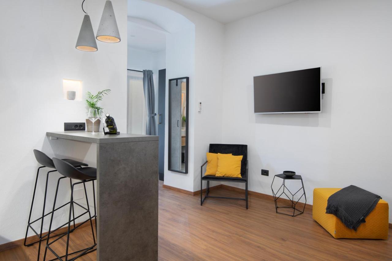 Deluxe Rooms And Apartments Korzo Pula Zewnętrze zdjęcie