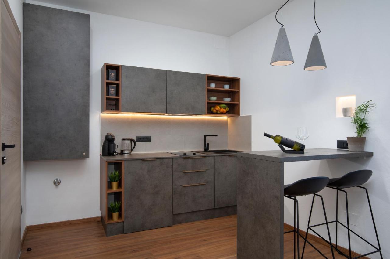 Deluxe Rooms And Apartments Korzo Pula Zewnętrze zdjęcie