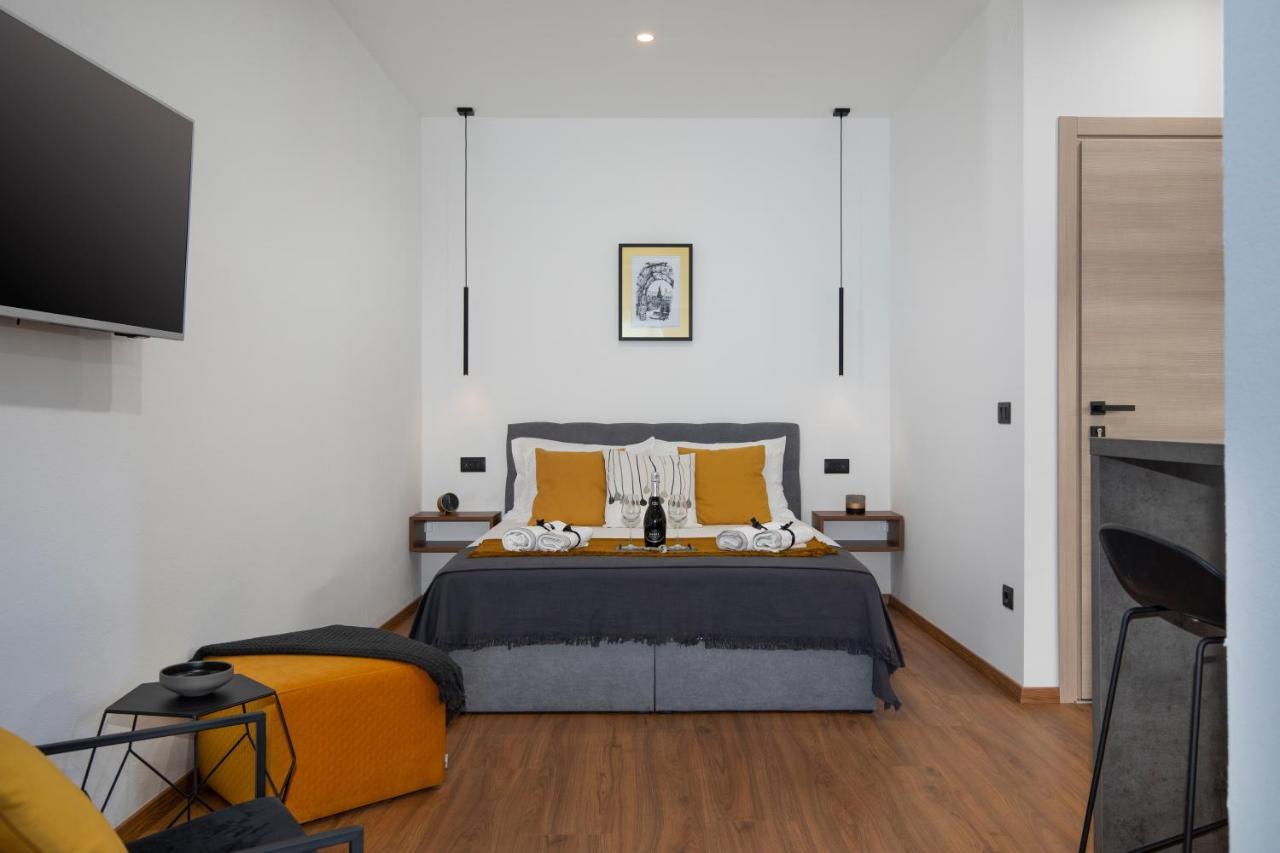 Deluxe Rooms And Apartments Korzo Pula Zewnętrze zdjęcie