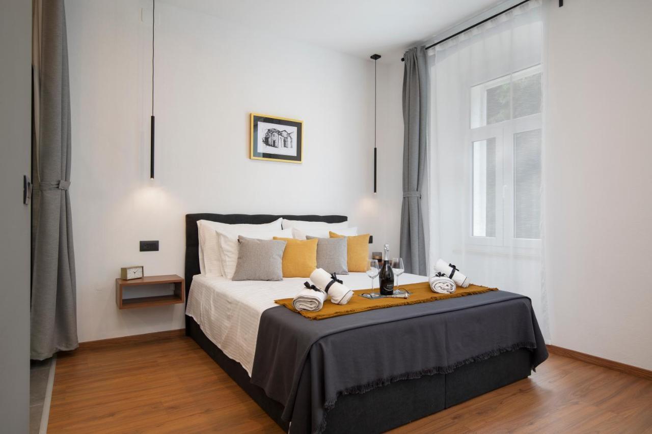 Deluxe Rooms And Apartments Korzo Pula Zewnętrze zdjęcie